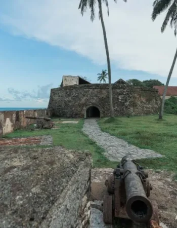 The-Zwart-Black-Bastion-Galle-800x534